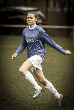 Bild 325 - B-Juniorinnen Kieler MTV - SG Trittau / S�dstormarn : Ergebnis: 1:3